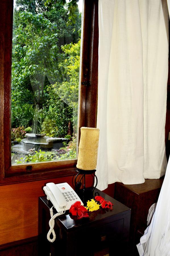 Kungkungan Bay Resort 비퉁 외부 사진