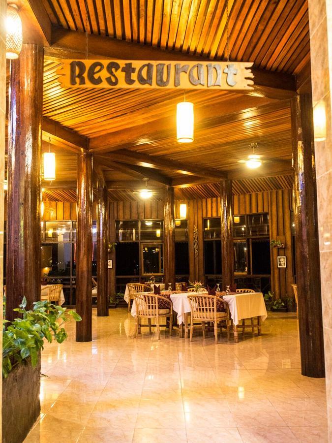 Kungkungan Bay Resort 비퉁 외부 사진