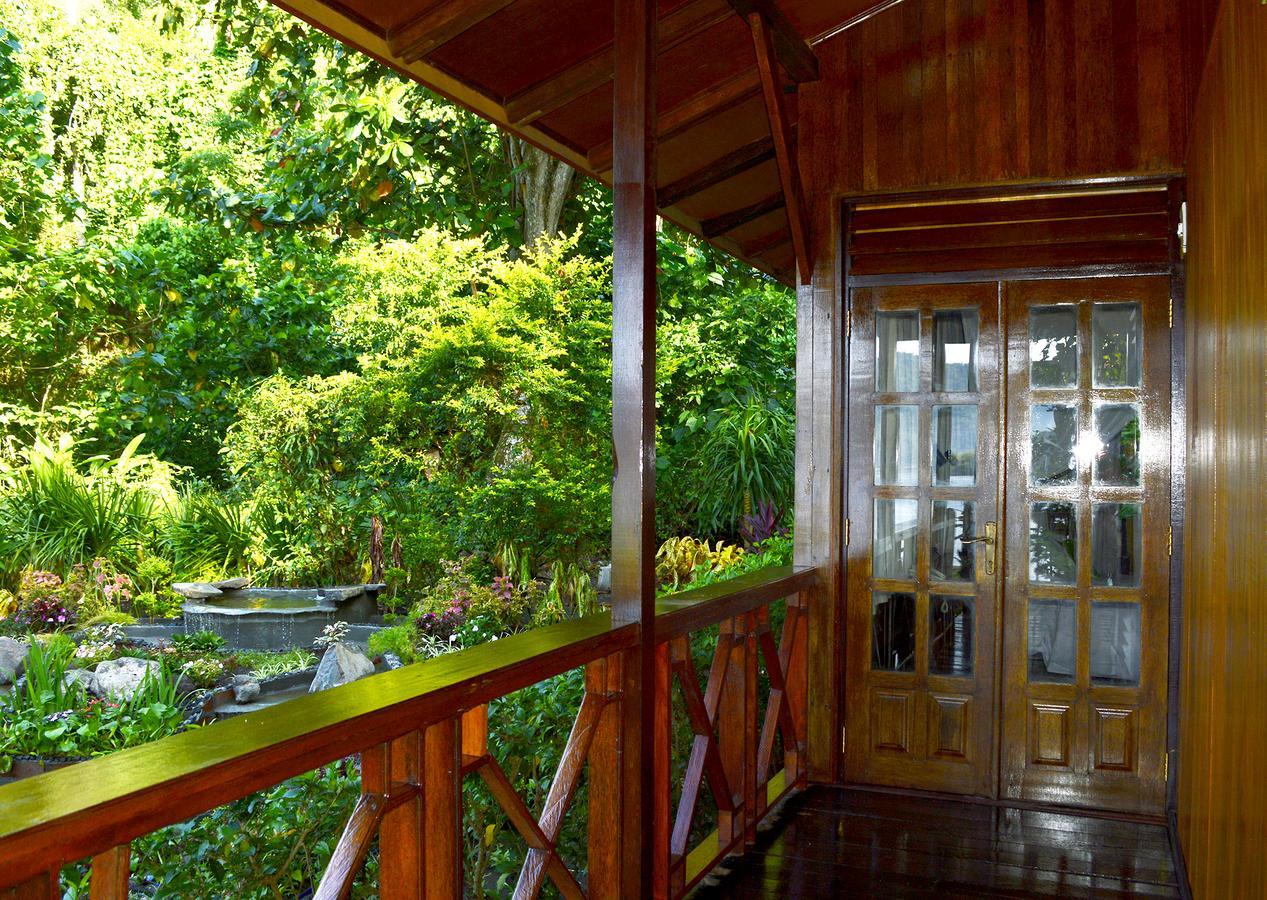 Kungkungan Bay Resort 비퉁 외부 사진